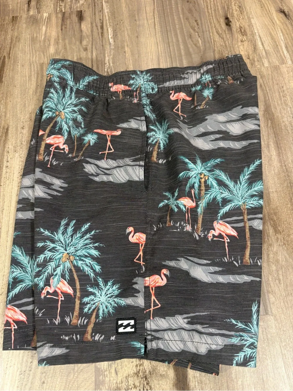Billabong Recycler Board Shorts Men’s Sz Small Gray Flamingo Print Beach Novelty